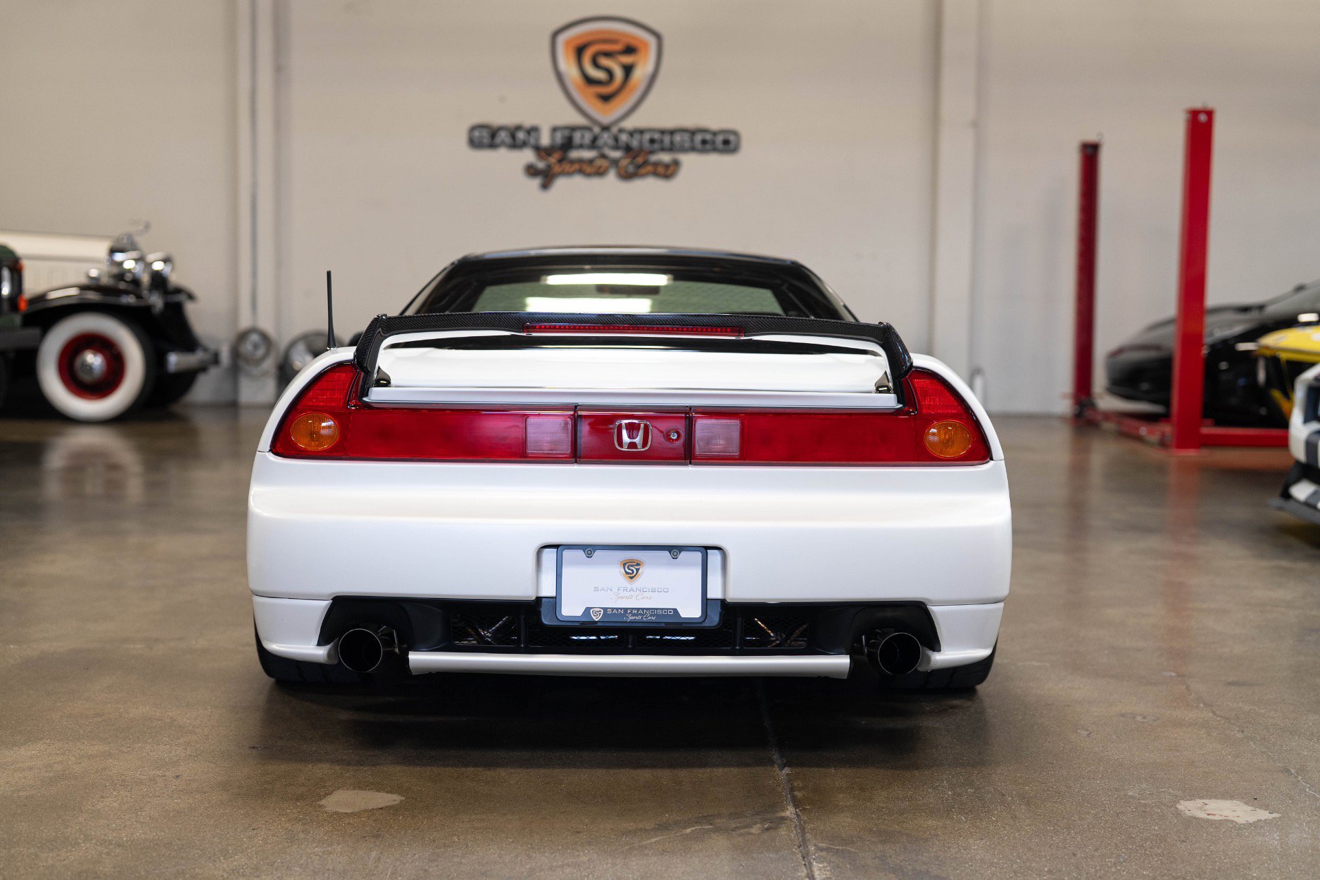 Used 2003 Acura NSX T image 10