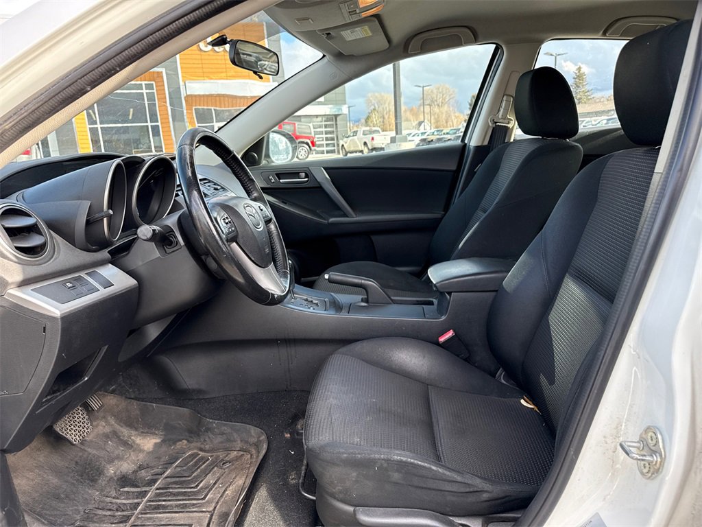 Used 2012 MAZDA MAZDA3 i Touring image 5