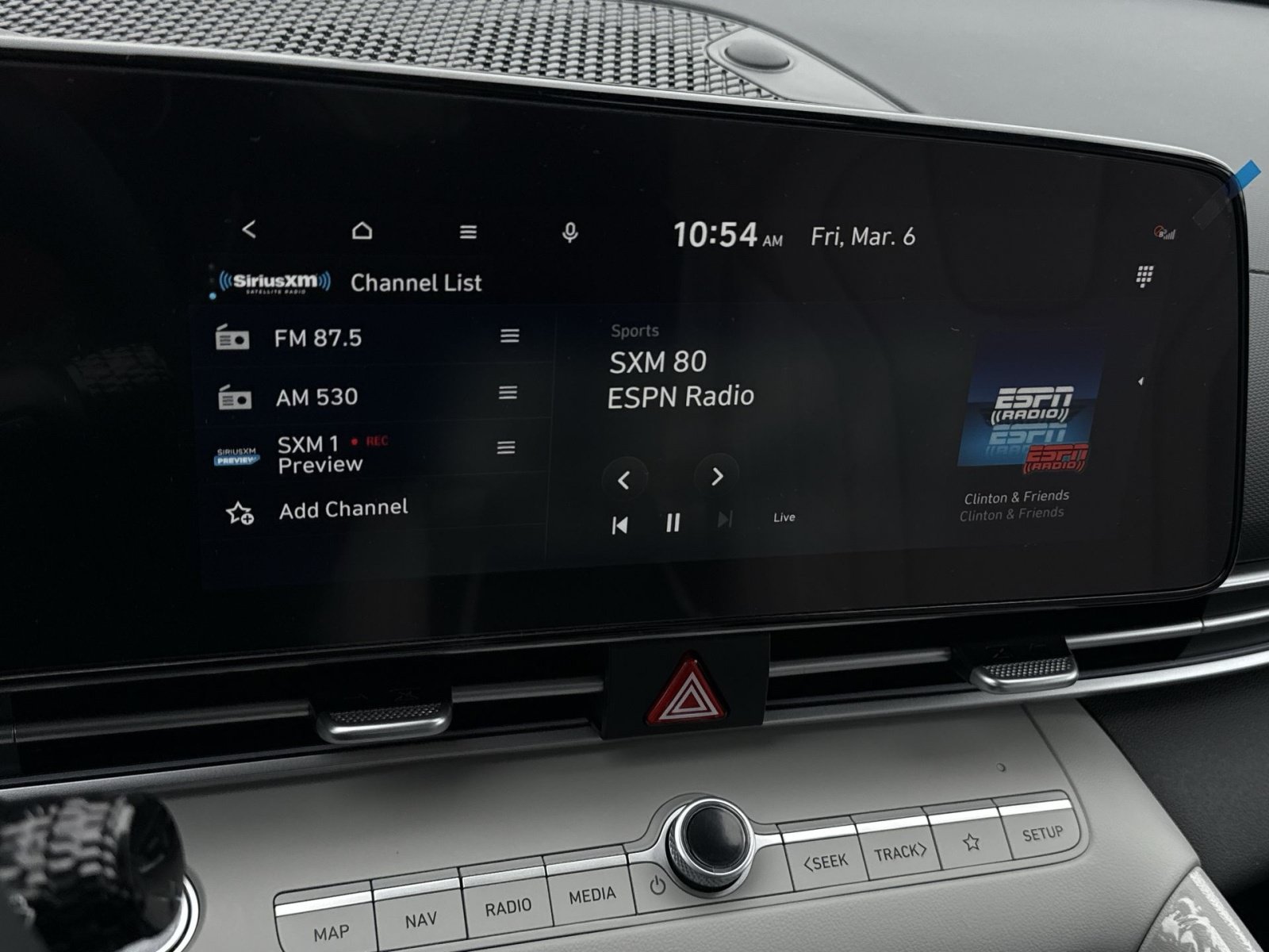 New 2026 Hyundai Elantra Limited FWD image 18