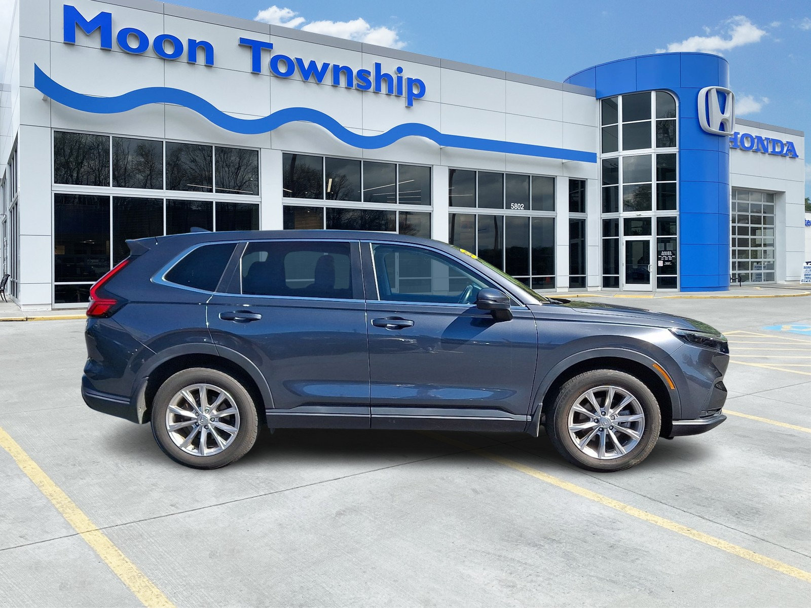Used 2024 Honda CR-V EX-L image 7