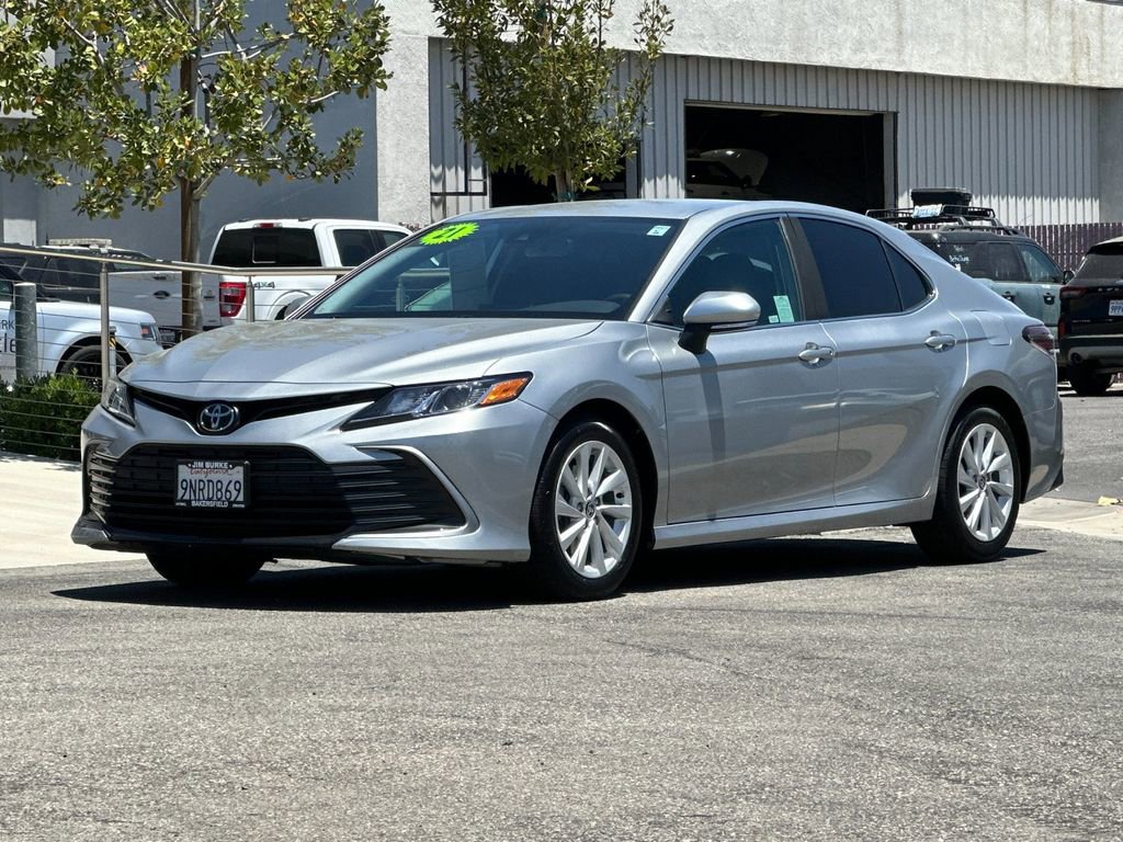 Used 2021 Toyota Camry LE w/ Convenience Package FWD image 7