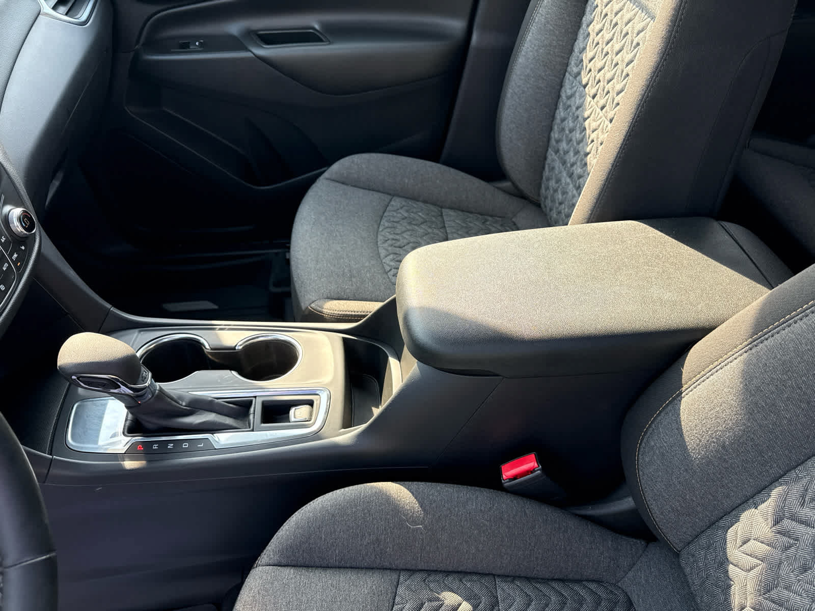 Certified 2024 Chevrolet Equinox LT FWD image 22