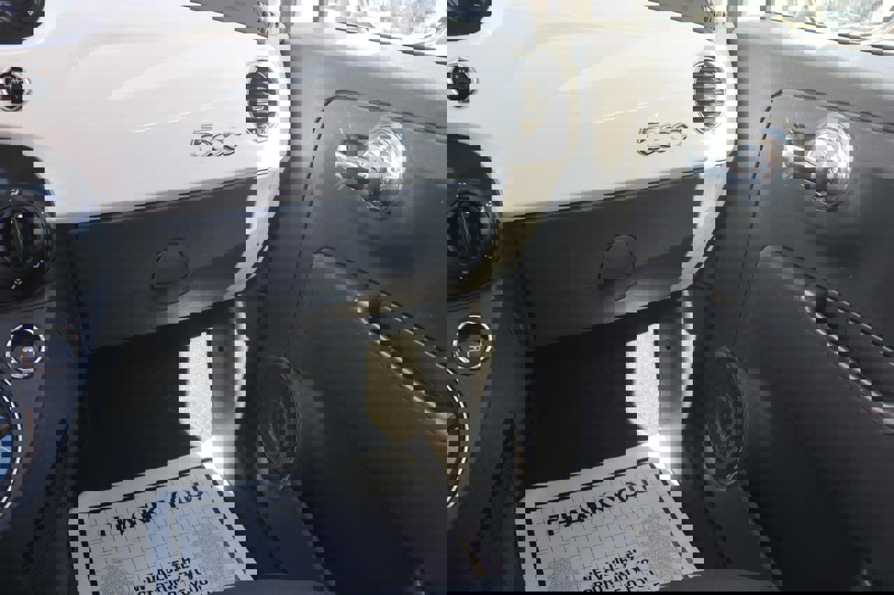 Used 2015 FIAT 500 Pop image 20