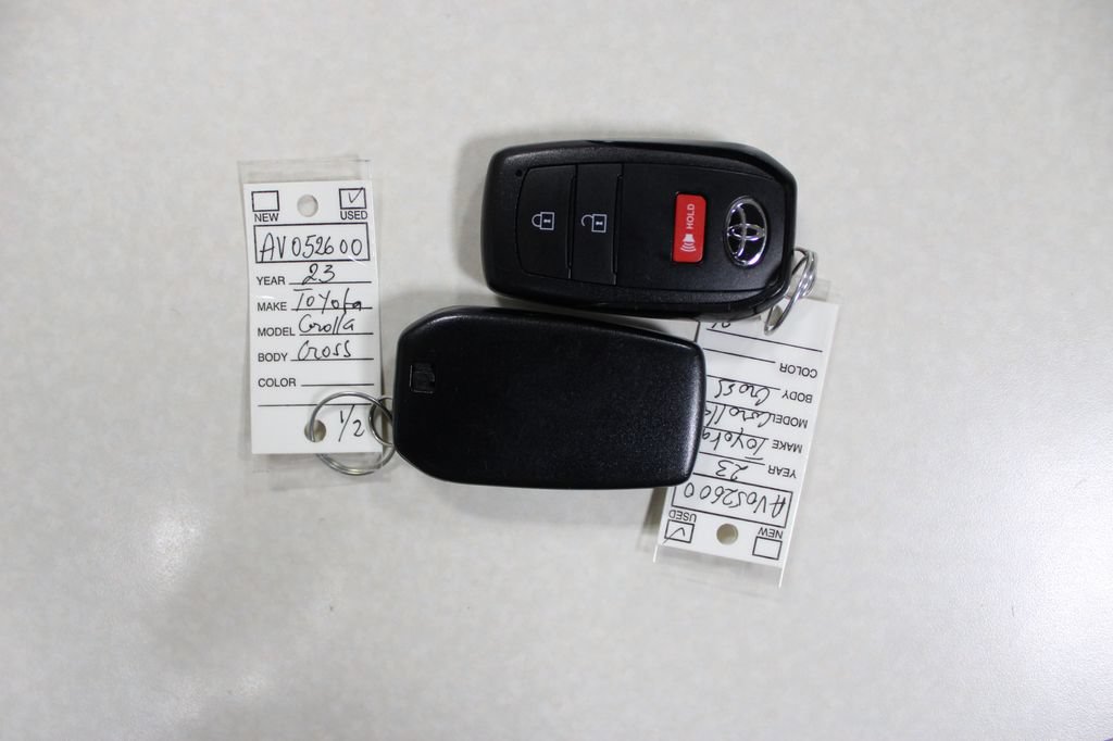 Used 2023 Toyota Corolla Cross LE w/ Moonroof Package AWD/4WD image 36