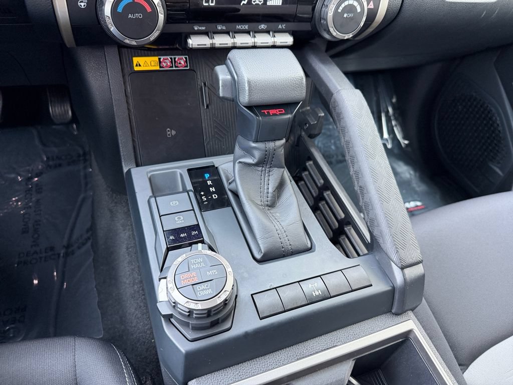 Used 2024 Toyota Tacoma TRD Off-Road w/ TRD Off Road Upgrade Package AWD/4WD image 28