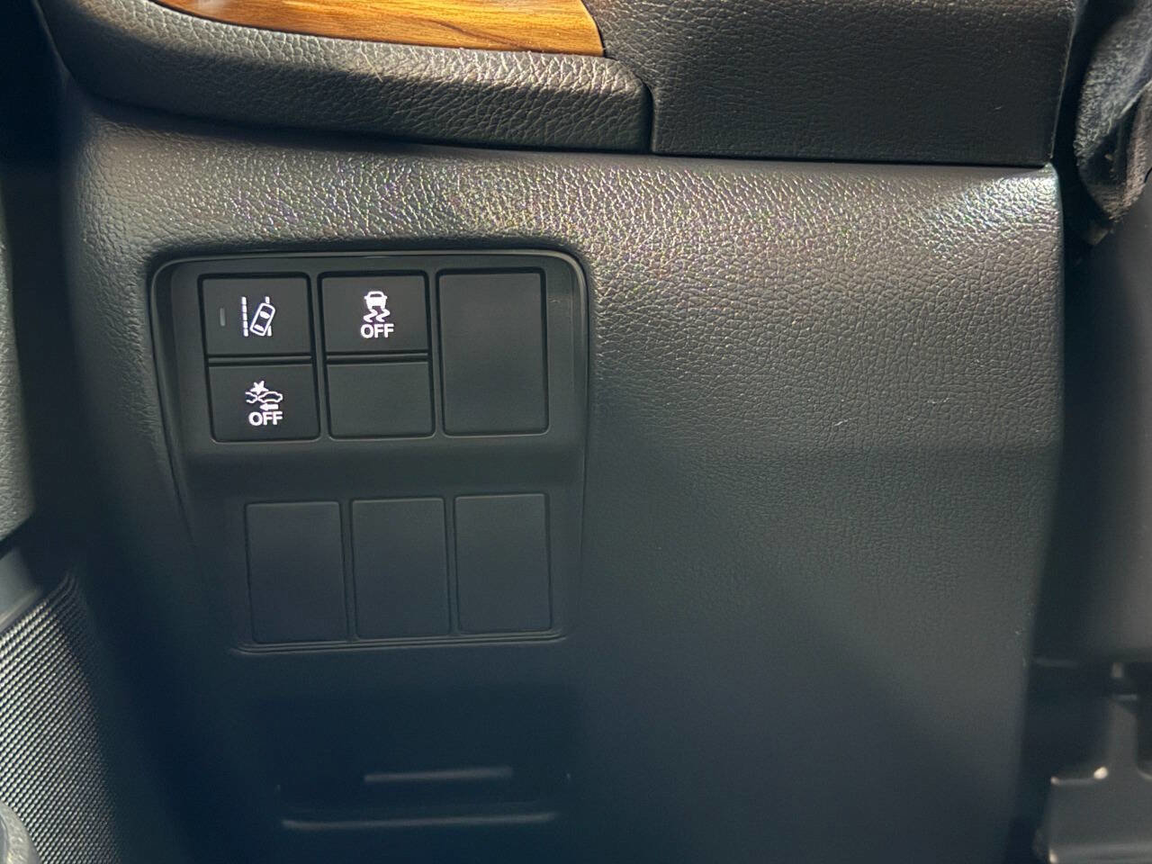 Used 2017 Honda CR-V EX image 40