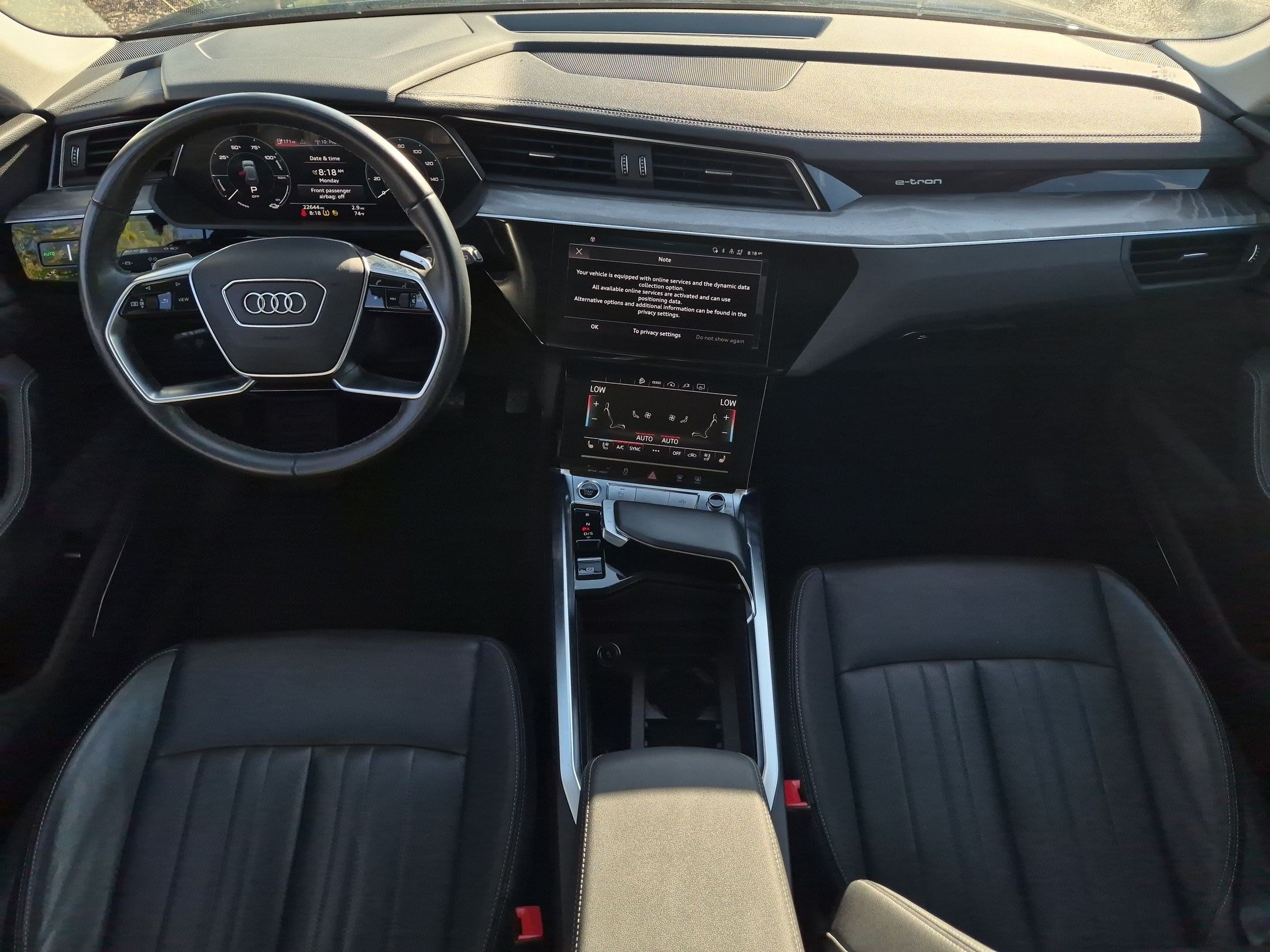 Used 2024 Audi Q8 e-tron Premium Plus w/ Premium Plus Package AWD/4WD image 29