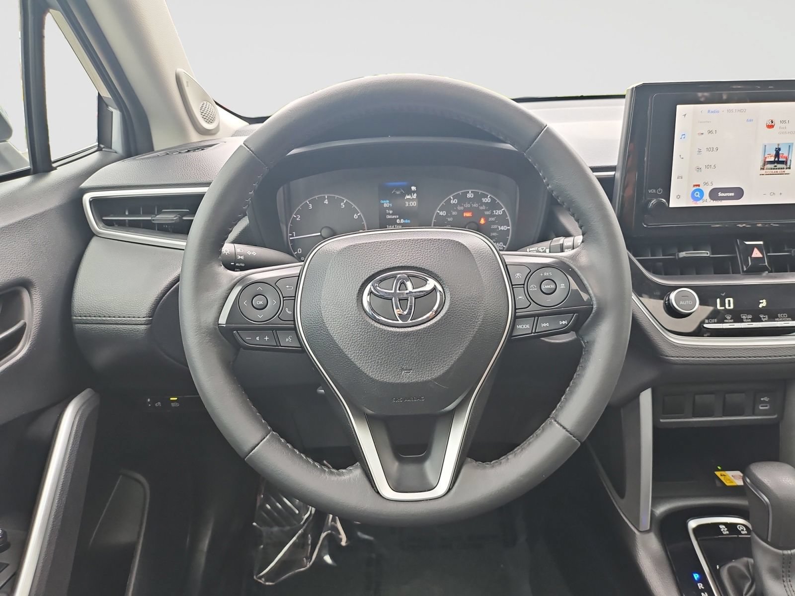 Used 2023 Toyota Corolla Cross LE w/ Moonroof Package FWD image 44