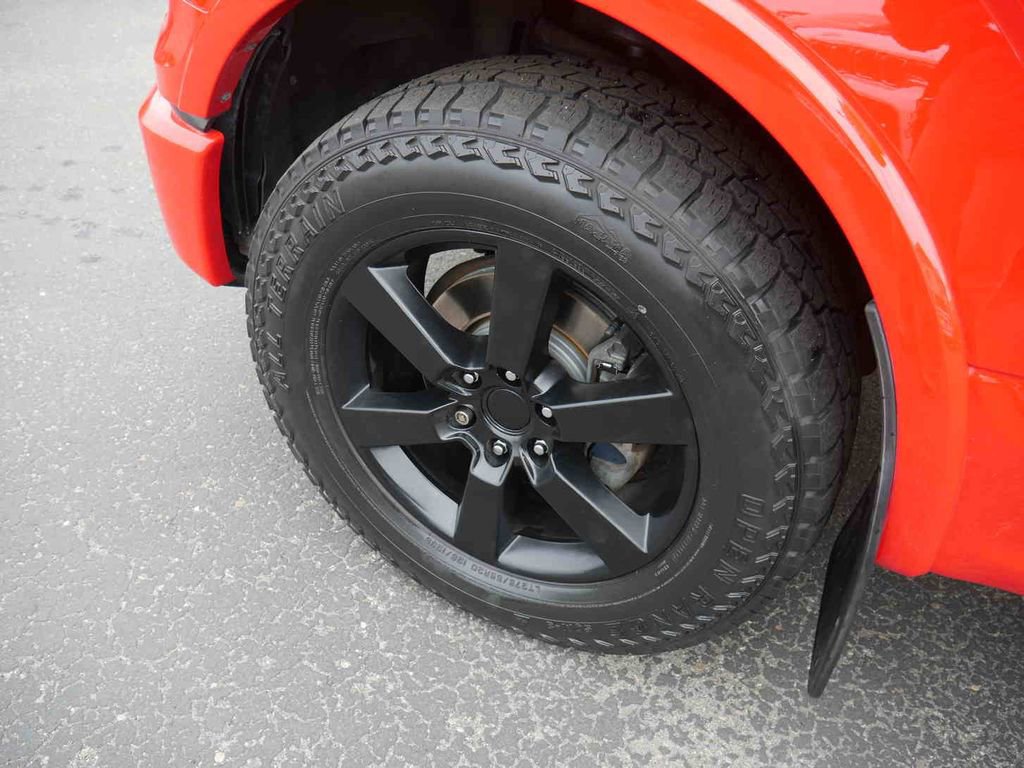 Used 2015 Ford F150 Lariat w/ Equipment Group 502A Luxury image 14