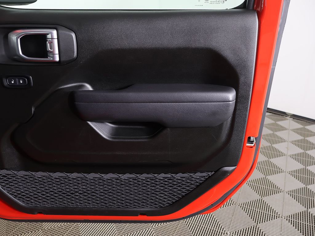 Used 2024 Jeep Wrangler Unlimited w/ LED Headlamp & Fog Lamp Group image 18