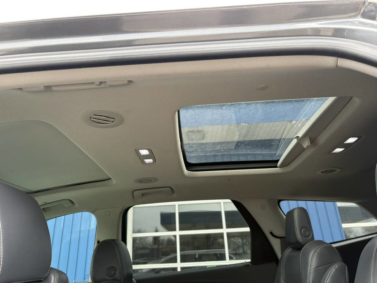 Used 2018 Buick Enclave Premium w/ Experience Buick Package AWD/4WD image 12