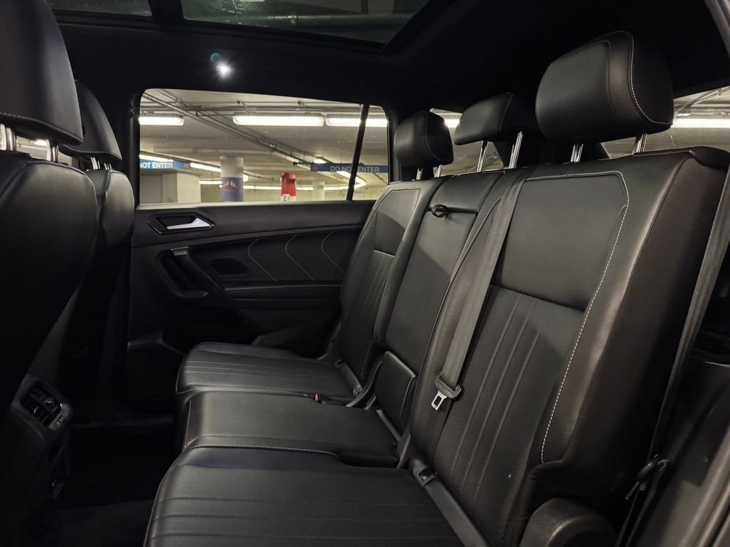 Used 2023 Volkswagen Tiguan SE R-Line FWD image 22