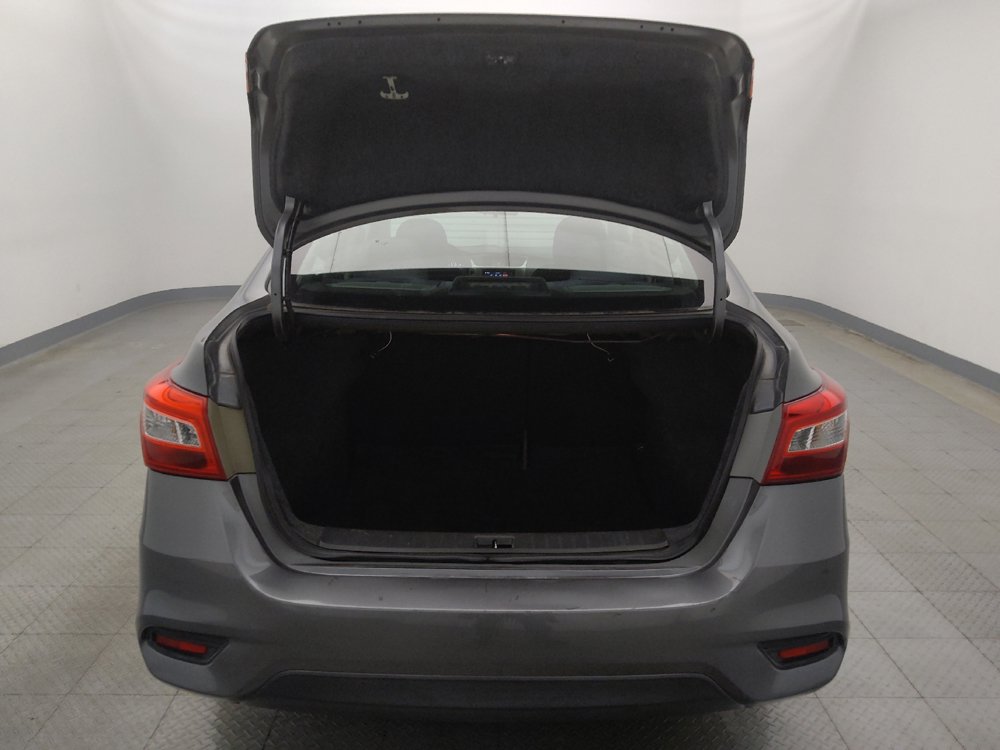 Used 2018 Nissan Sentra SV FWD image 29