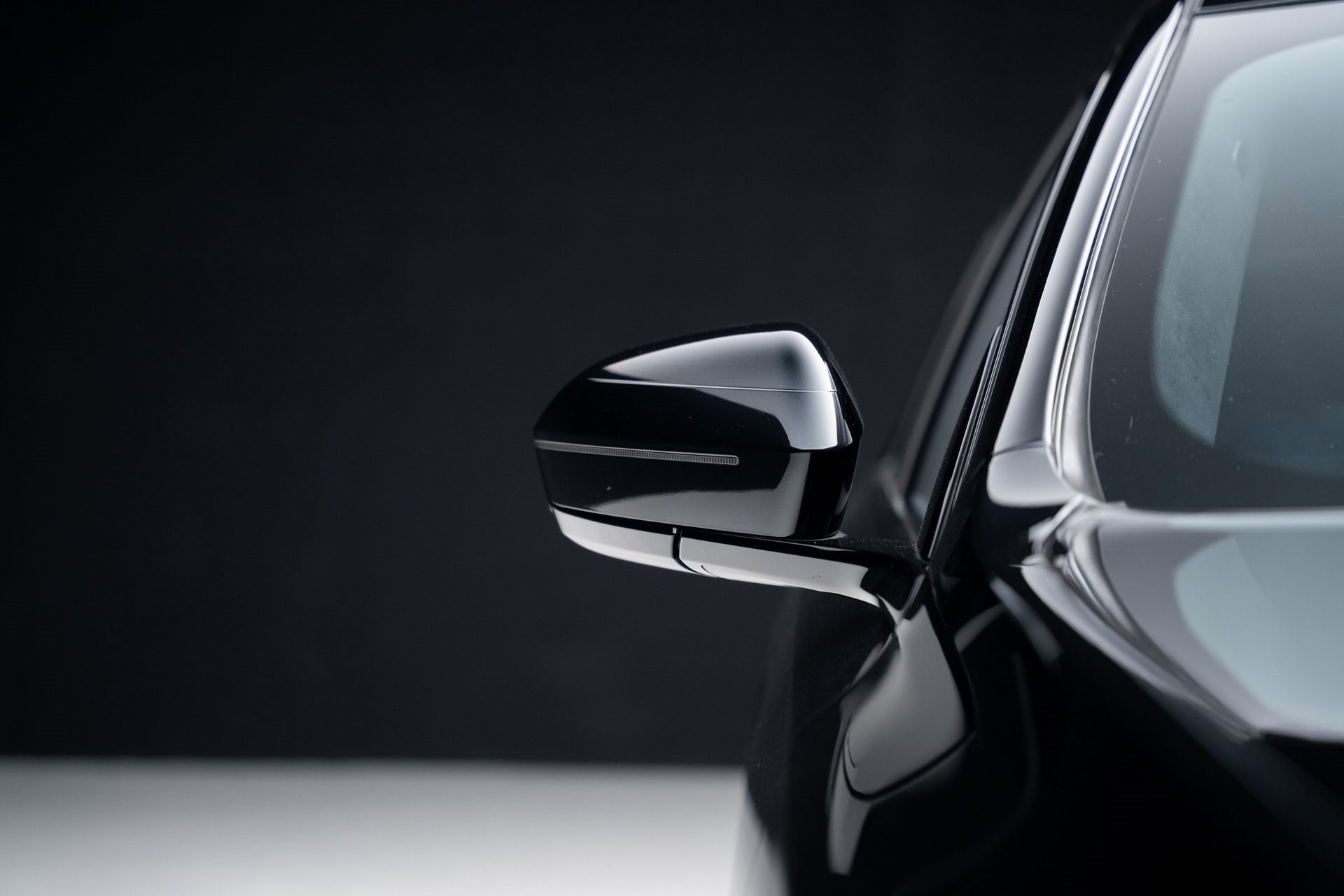 Used 2023 BMW i7 xDrive60 w/ Executive Package 2 image 14