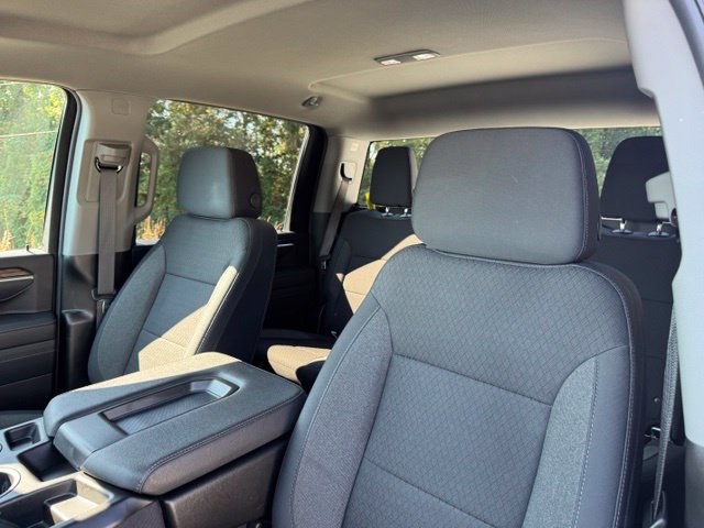 Used 2025 Chevrolet Silverado 2500 LT w/ Convenience Package AWD/4WD image 23