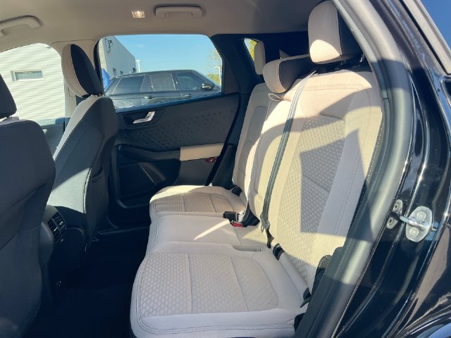 Used 2020 Ford Escape SE FWD image 32