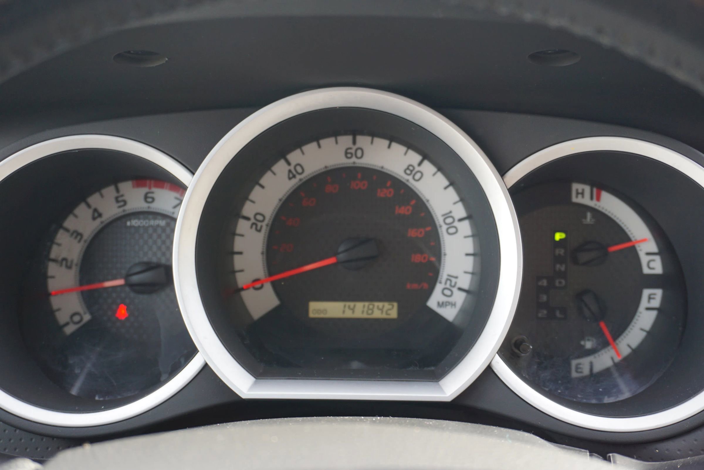 Used 2015 Toyota Tacoma PreRunner image 32