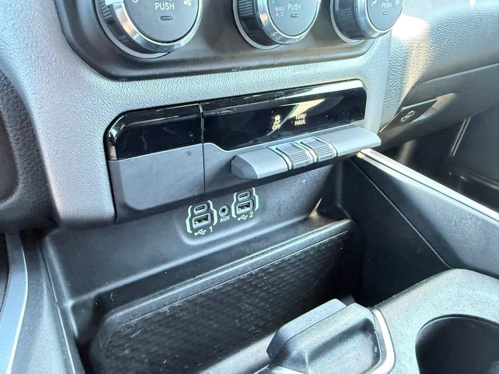 Used 2023 RAM 1500 Big Horn AWD/4WD image 38
