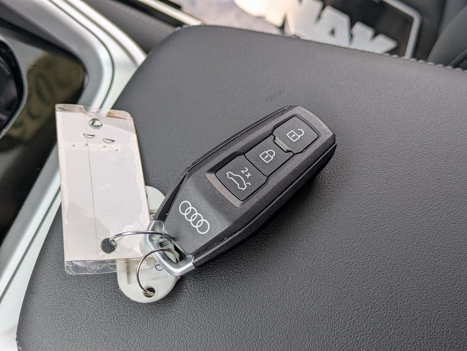 Used 2025 Audi Q5 Premium Plus w/ Premium Plus AWD/4WD image 32