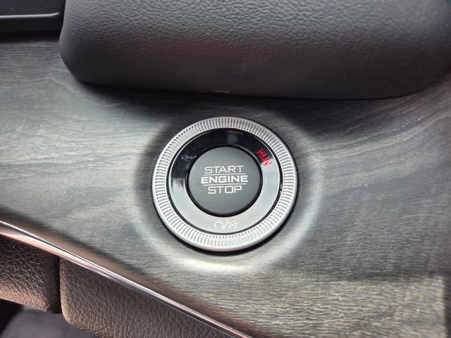 Certified 2023 Jeep Grand Cherokee Overland image 17