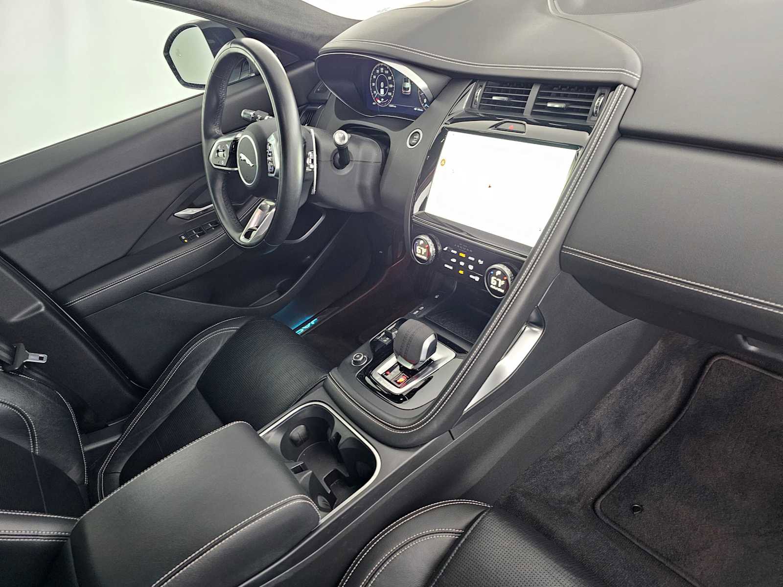 Used 2021 Jaguar E-PACE 300 Sport image 11