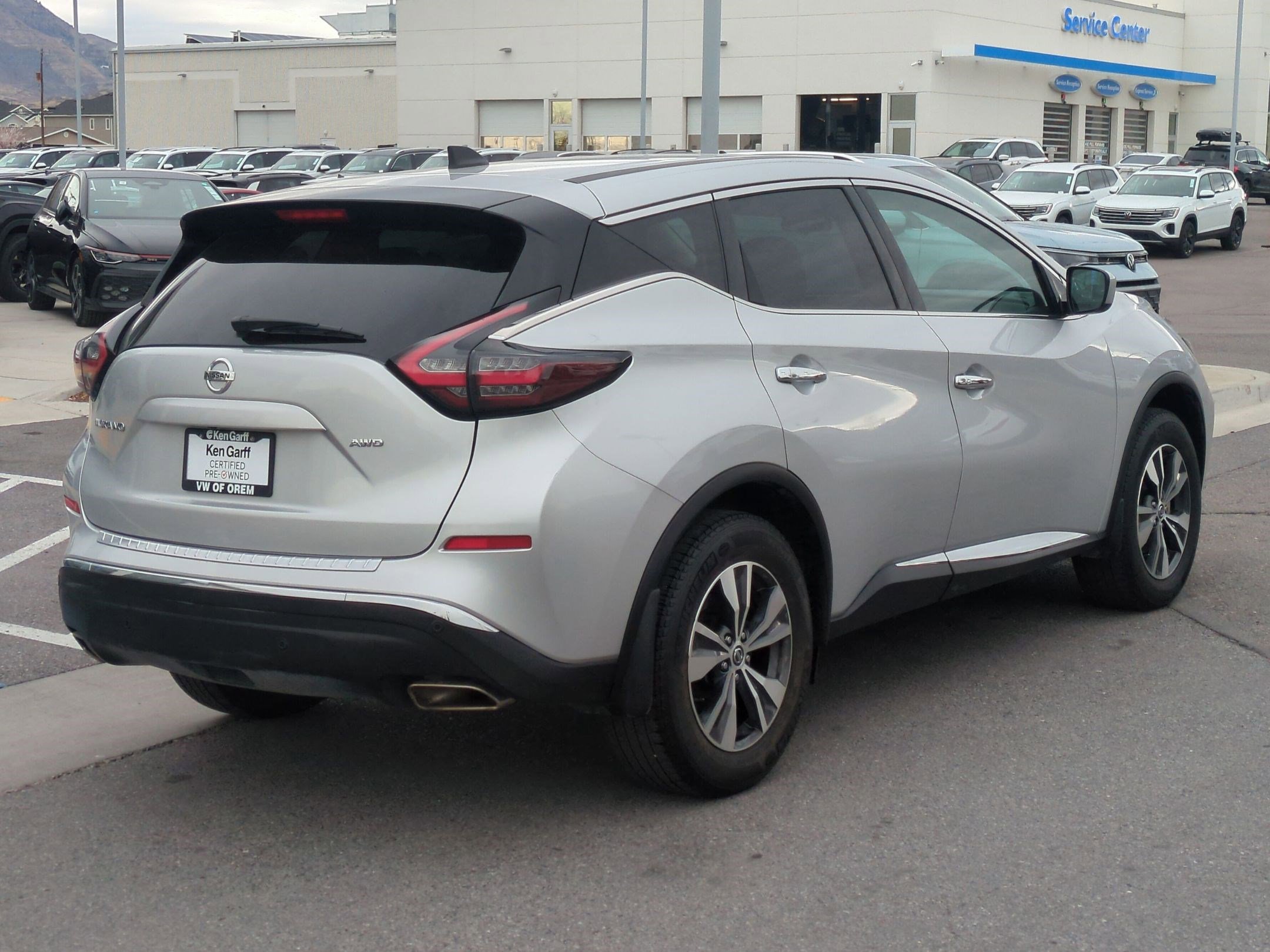 Used 2022 Nissan Murano S image 3
