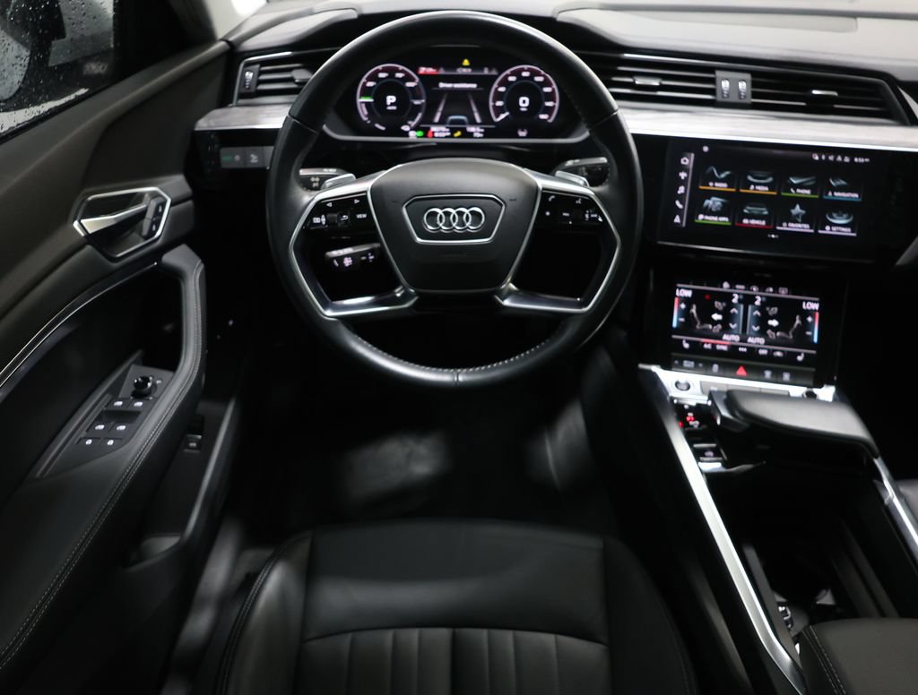 Used 2021 Audi e-tron Premium w/ Convenience Plus Package AWD/4WD image 16