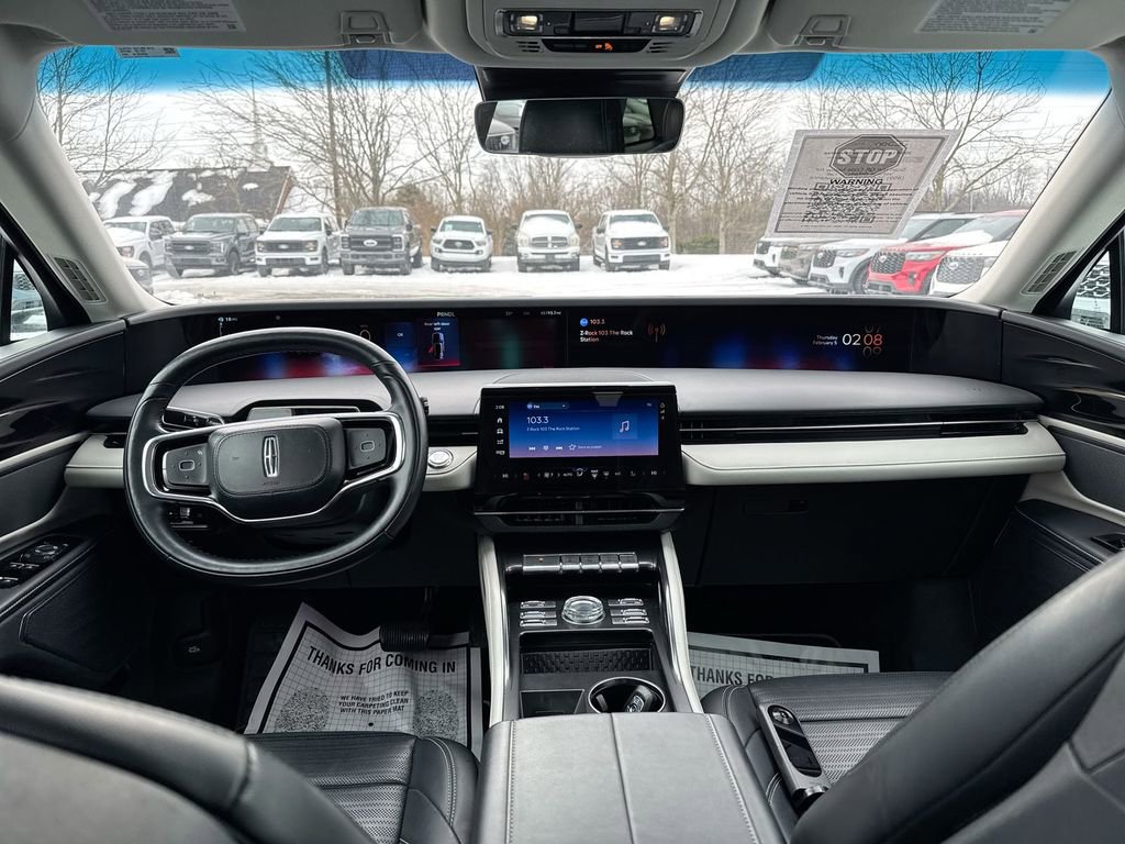 Used 2024 Lincoln Nautilus Reserve image 10