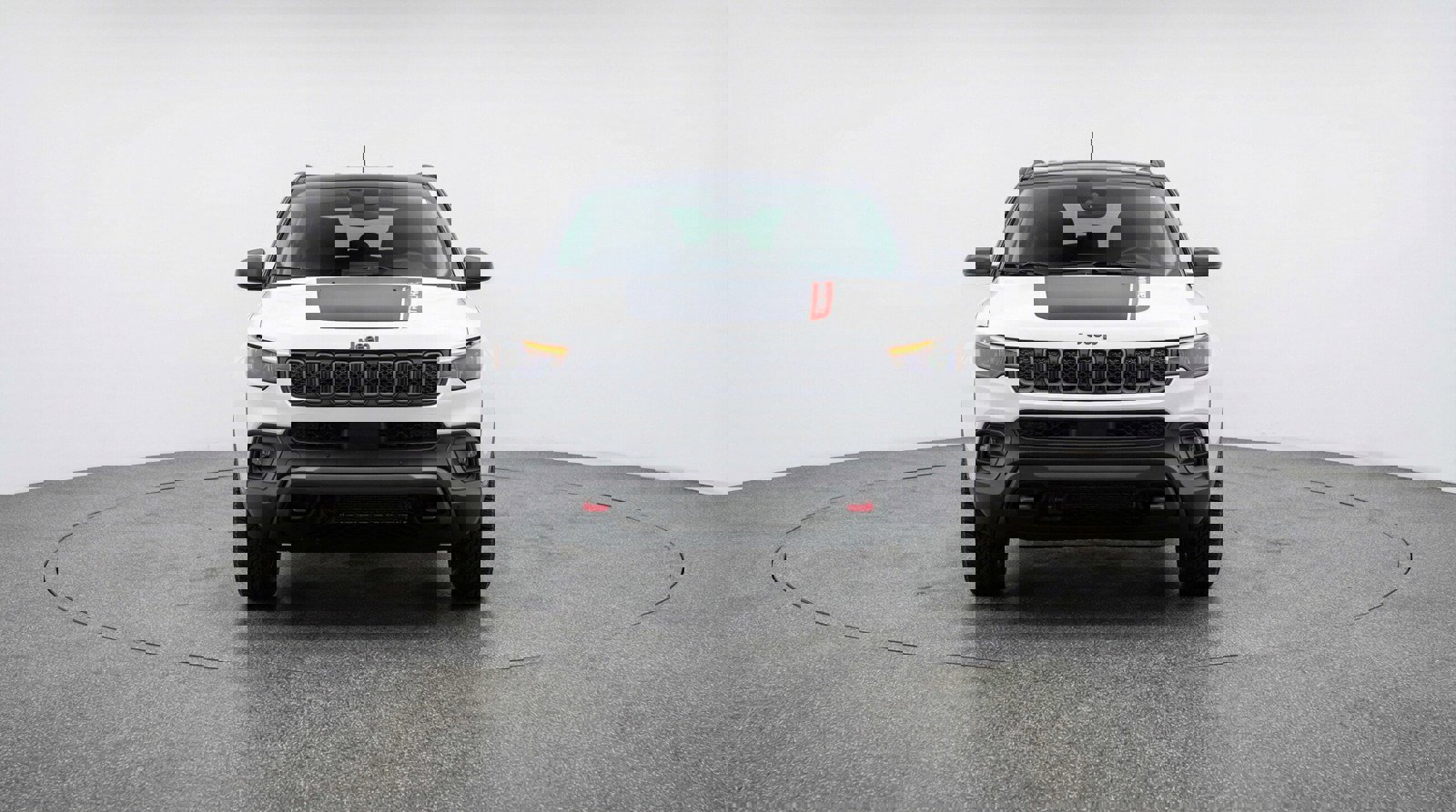 Used 2025 Jeep Compass Trailhawk image 2