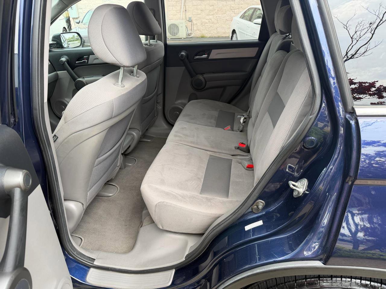 Used 2011 Honda CR-V EX image 7