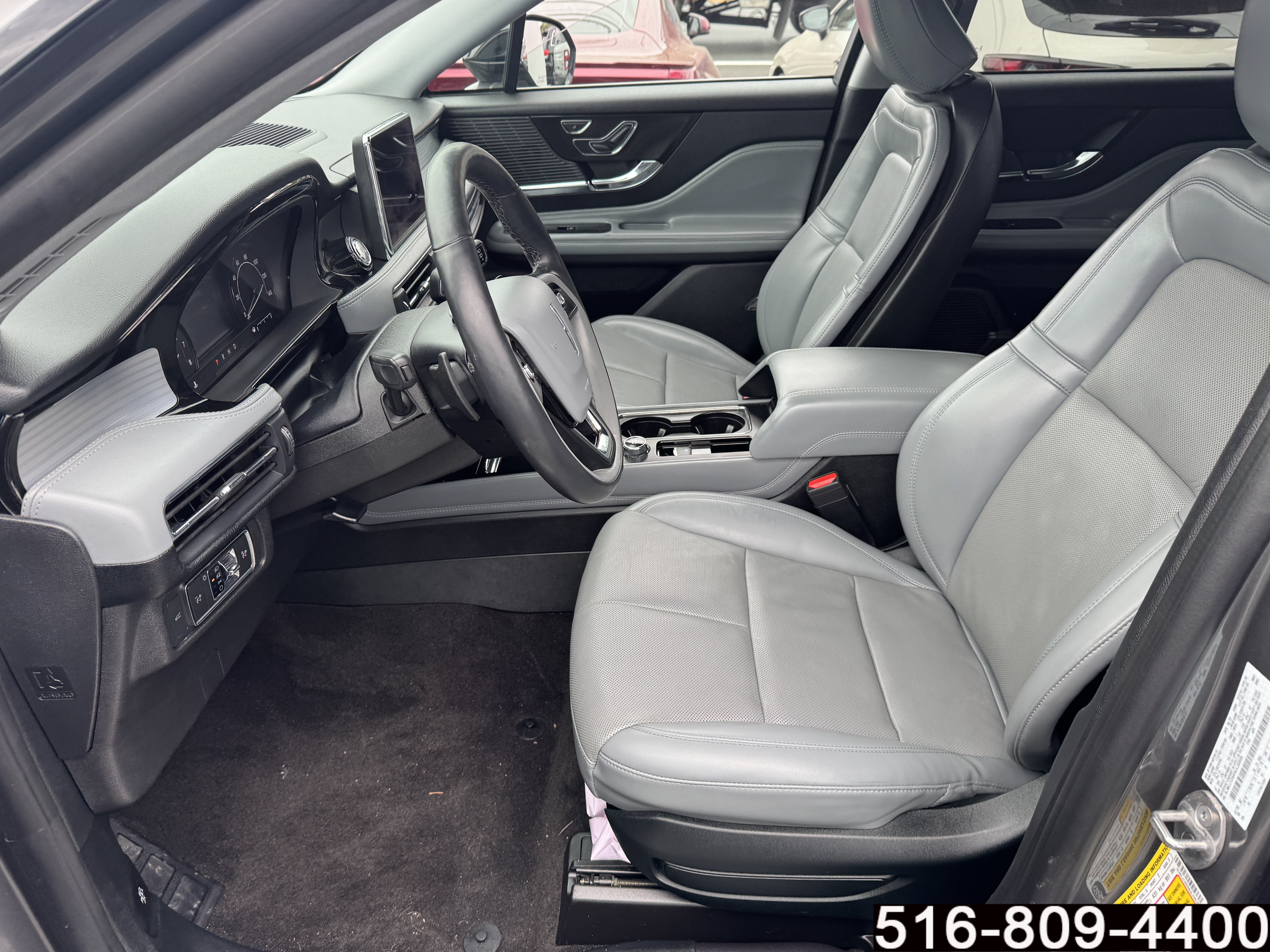 Used 2022 Lincoln Corsair AWD w/ Premium Package image 23