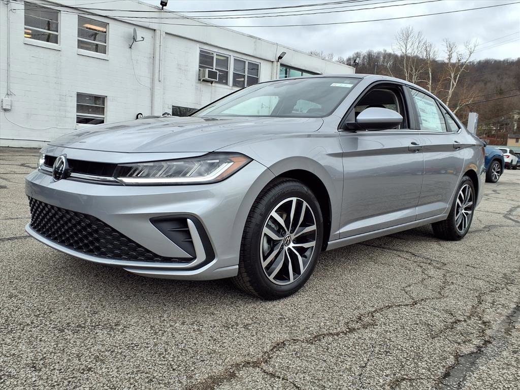 New 2026 Volkswagen Jetta SE FWD image 1
