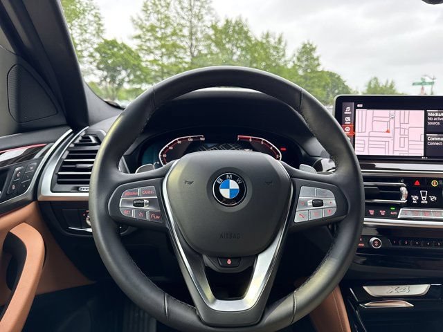 Certified 2025 BMW X4 xDrive30i AWD/4WD image 18