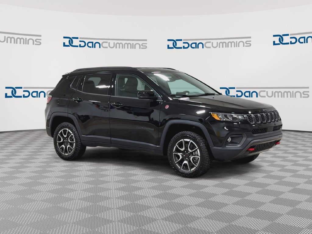 New 2026 Jeep Compass Trailhawk AWD/4WD image 3