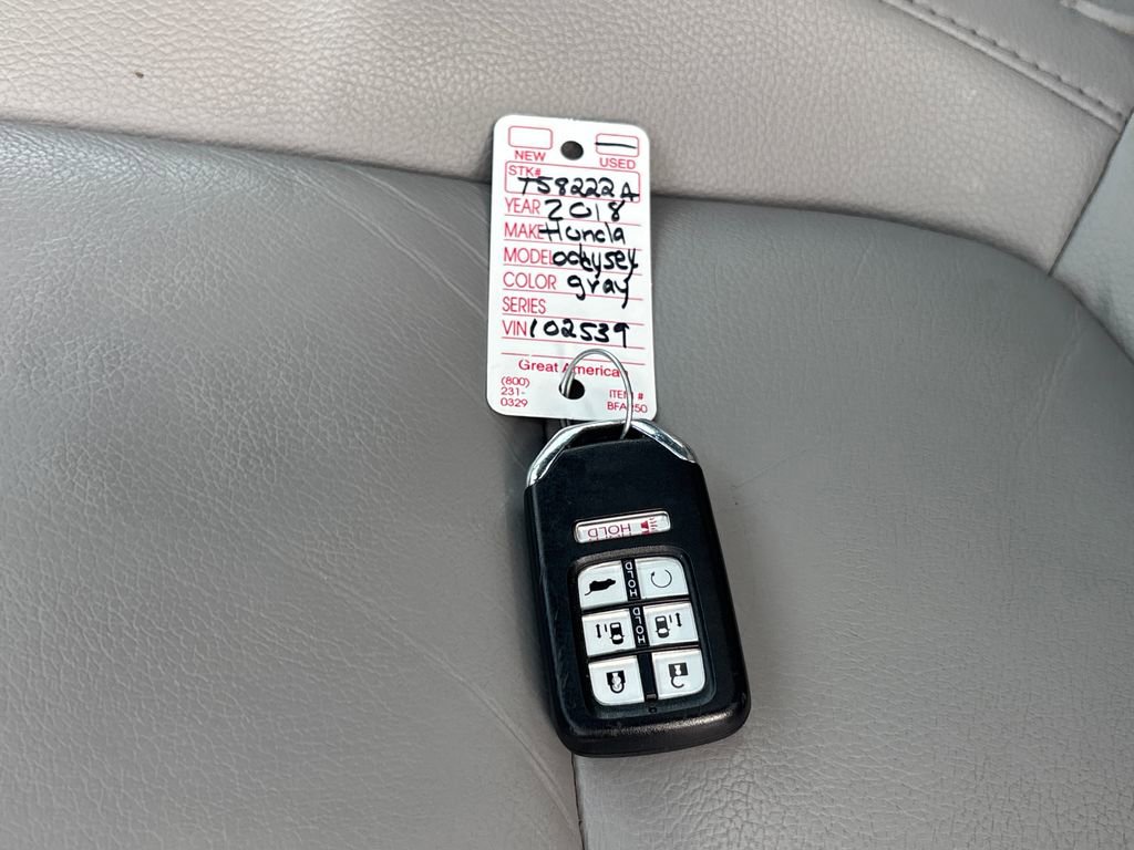 Used 2018 Honda Odyssey EX-L image 32