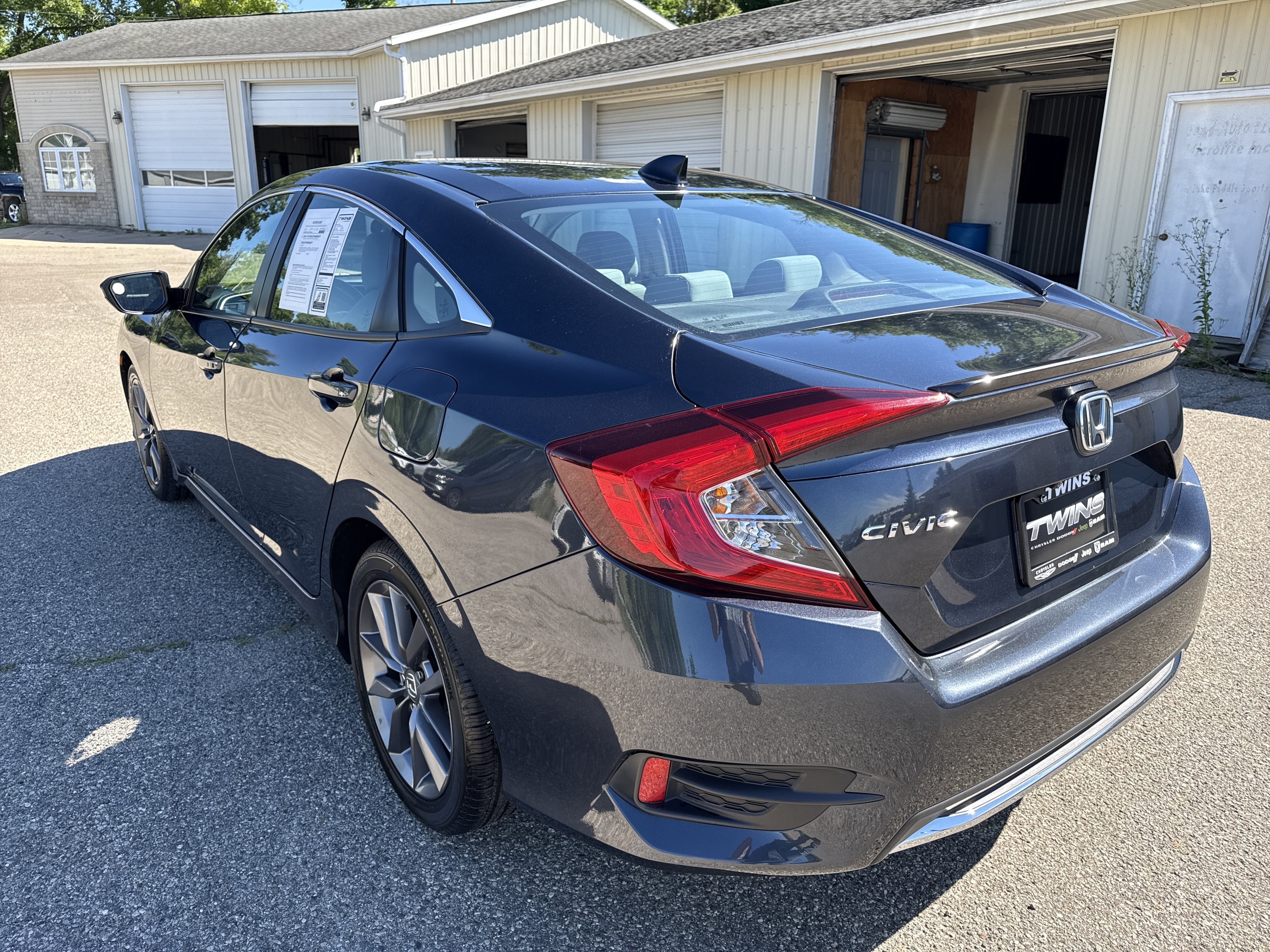 Used 2021 Honda Civic EX image 11