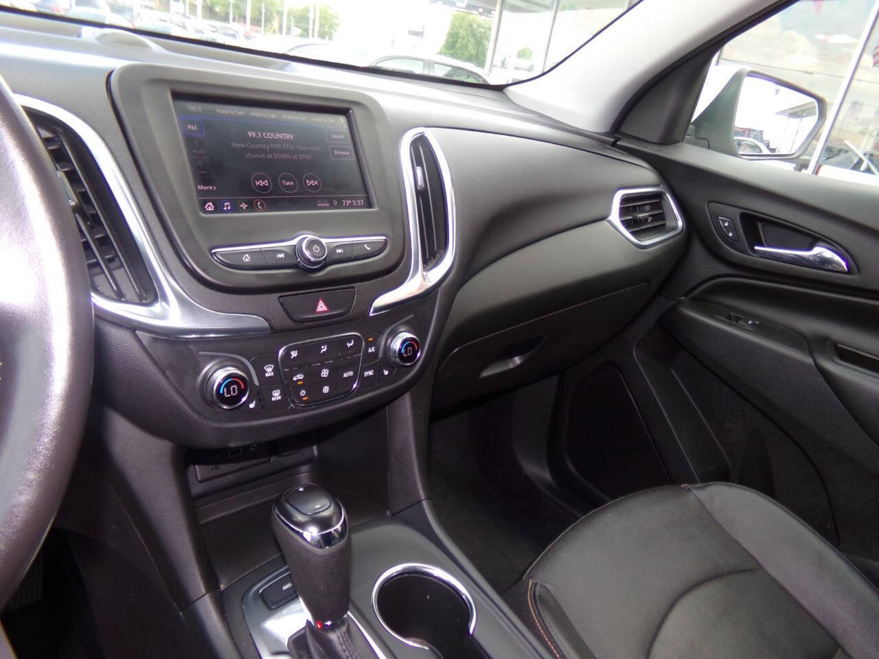 Used 2021 Chevrolet Equinox LT image 54