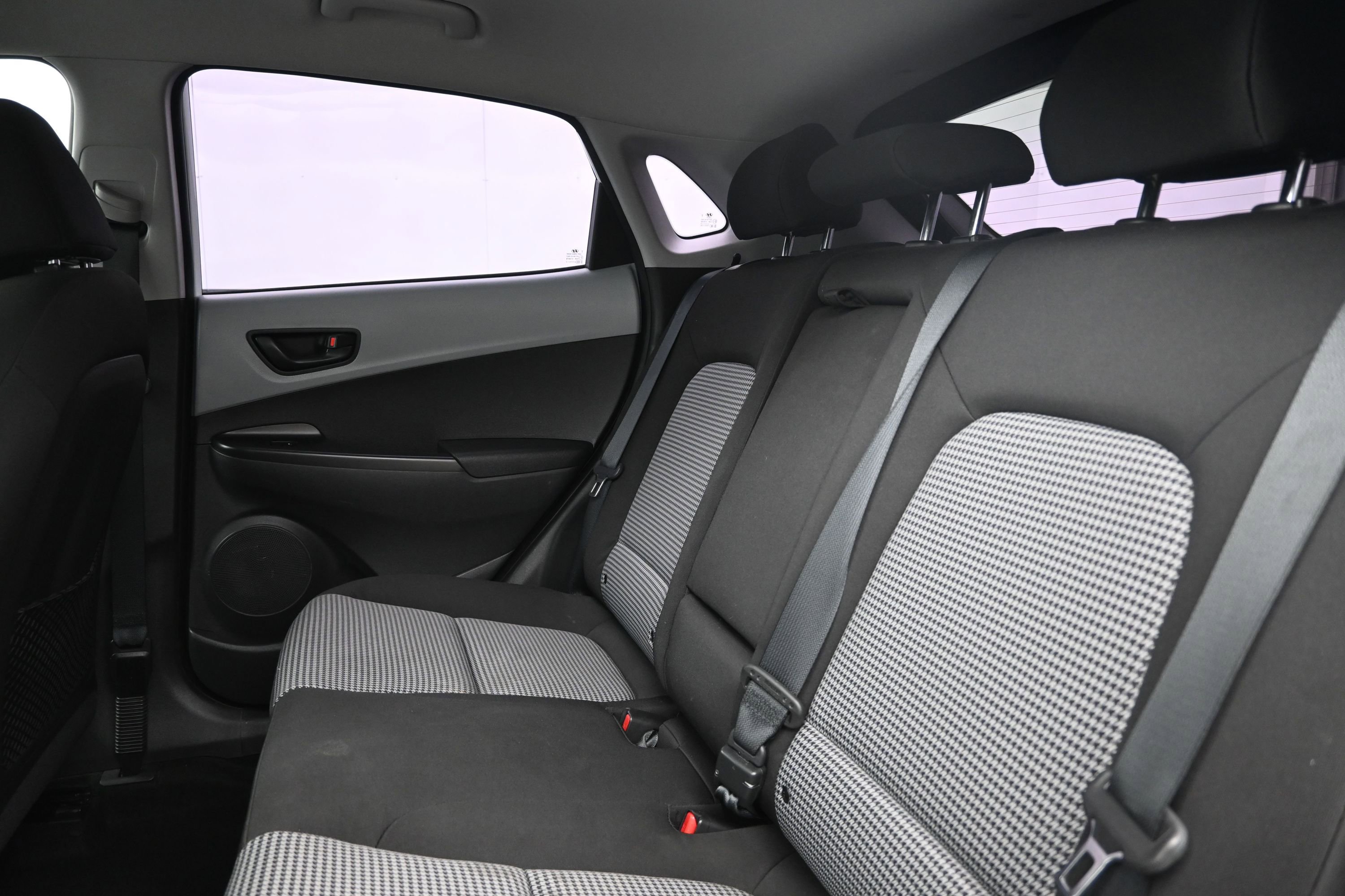 Used 2021 Hyundai Kona SE FWD image 22