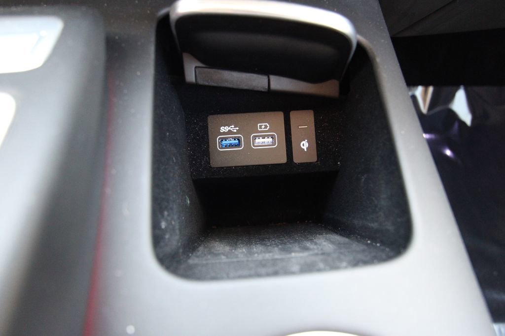 Used 2024 Genesis GV70 2.5T w/ Advanced Package AWD/4WD image 40