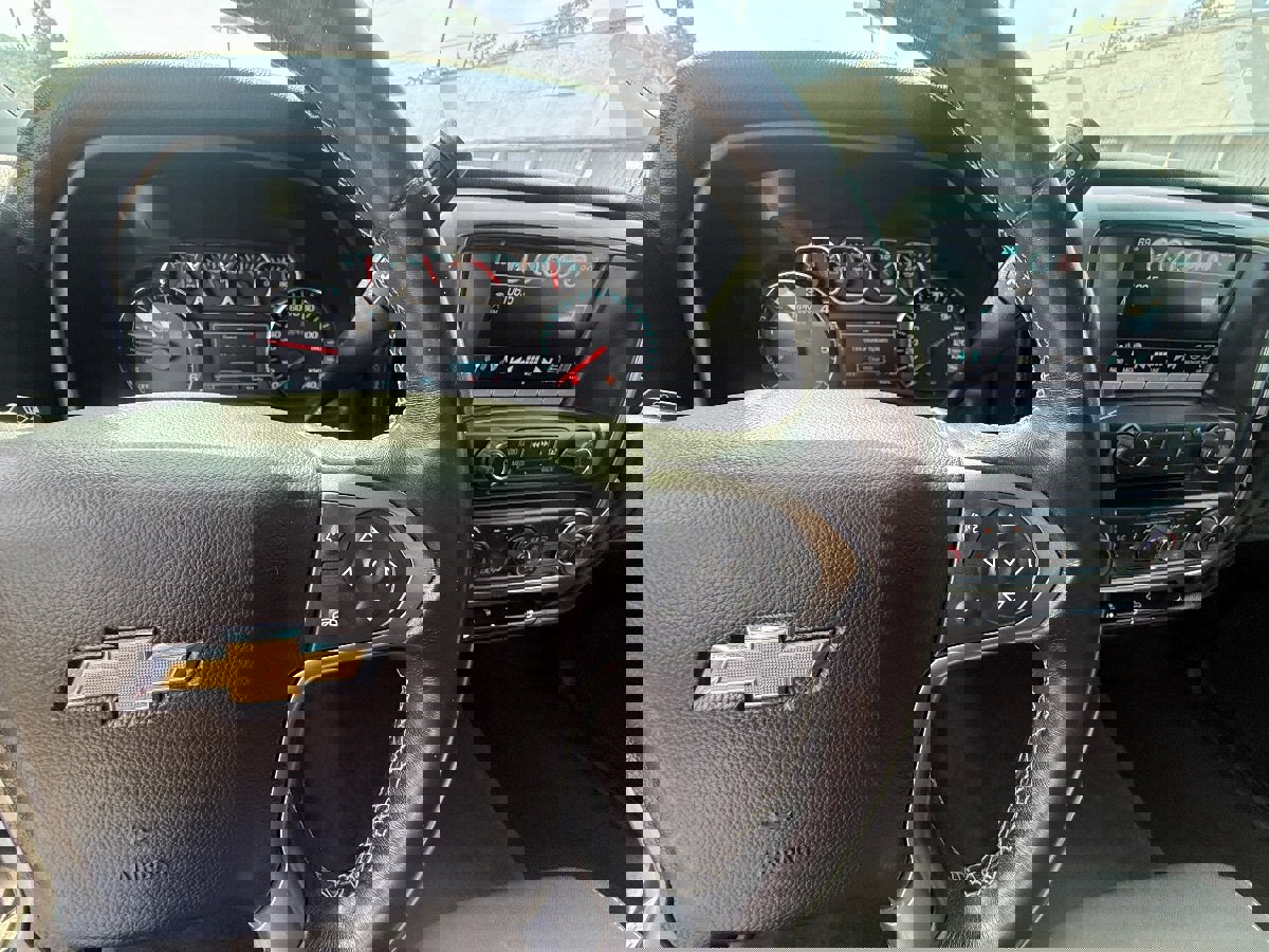 Used 2018 Chevrolet Silverado 1500 LT w/ LT Eassist Package image 23