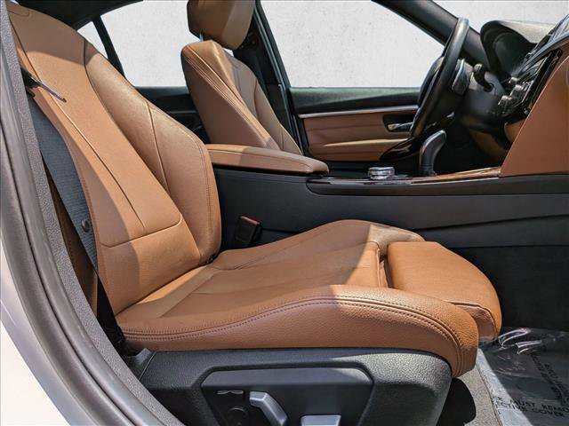 Used 2016 BMW 328i Sedan RWD image 23
