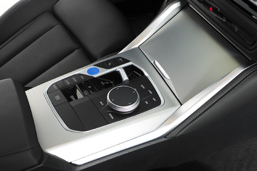 Certified 2023 BMW i4 eDrive40 w/ M Sport Package RWD image 15