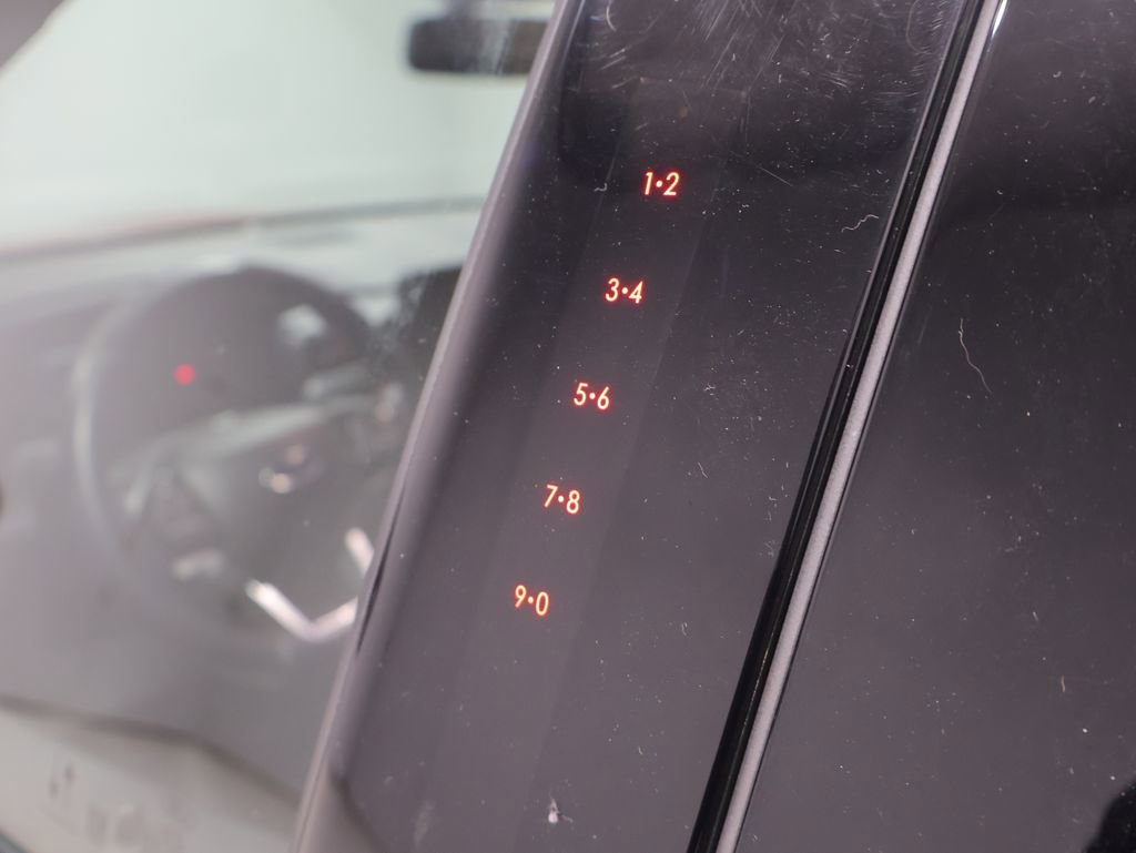 Used 2022 Ford Explorer ST-Line image 10