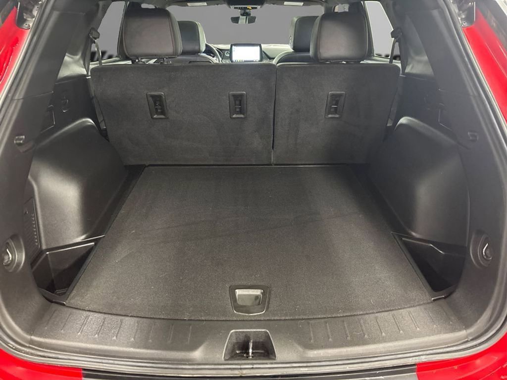 Used 2023 Chevrolet Blazer RS w/ Driver Confidence II Package image 11