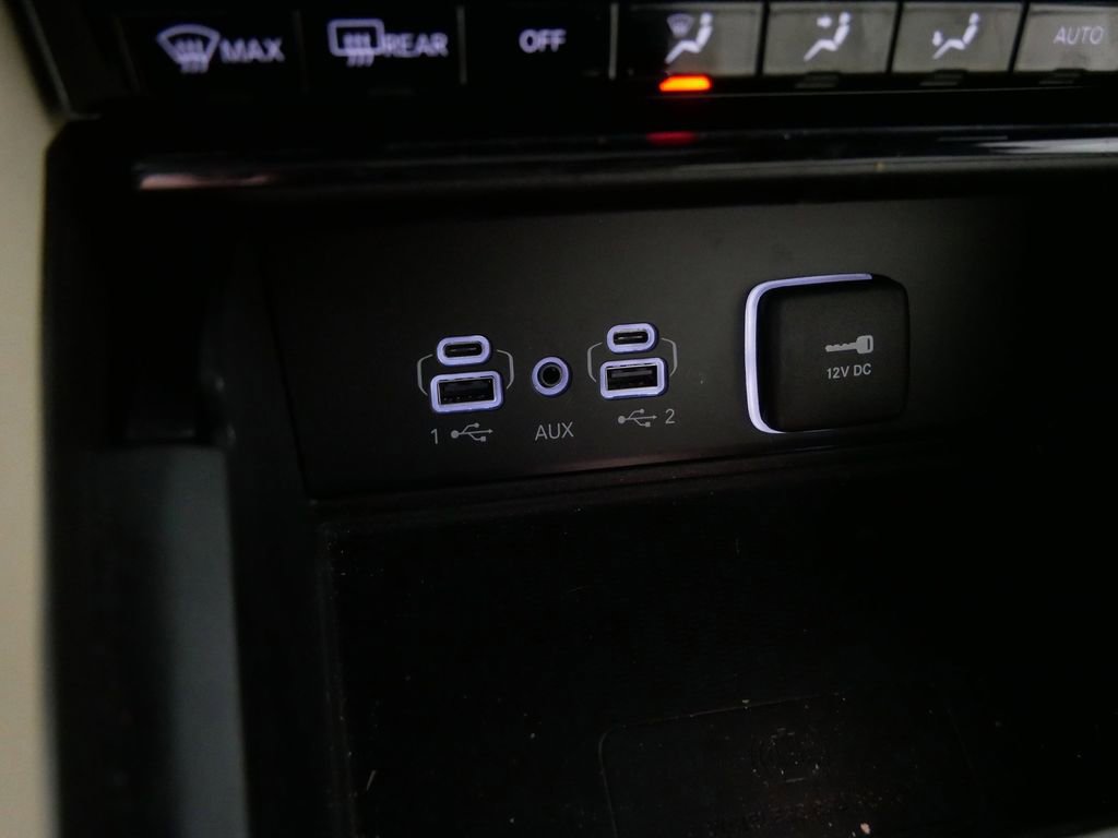 Used 2024 Jeep Grand Cherokee Limited 4xe w/ Luxury Tech Group II image 28