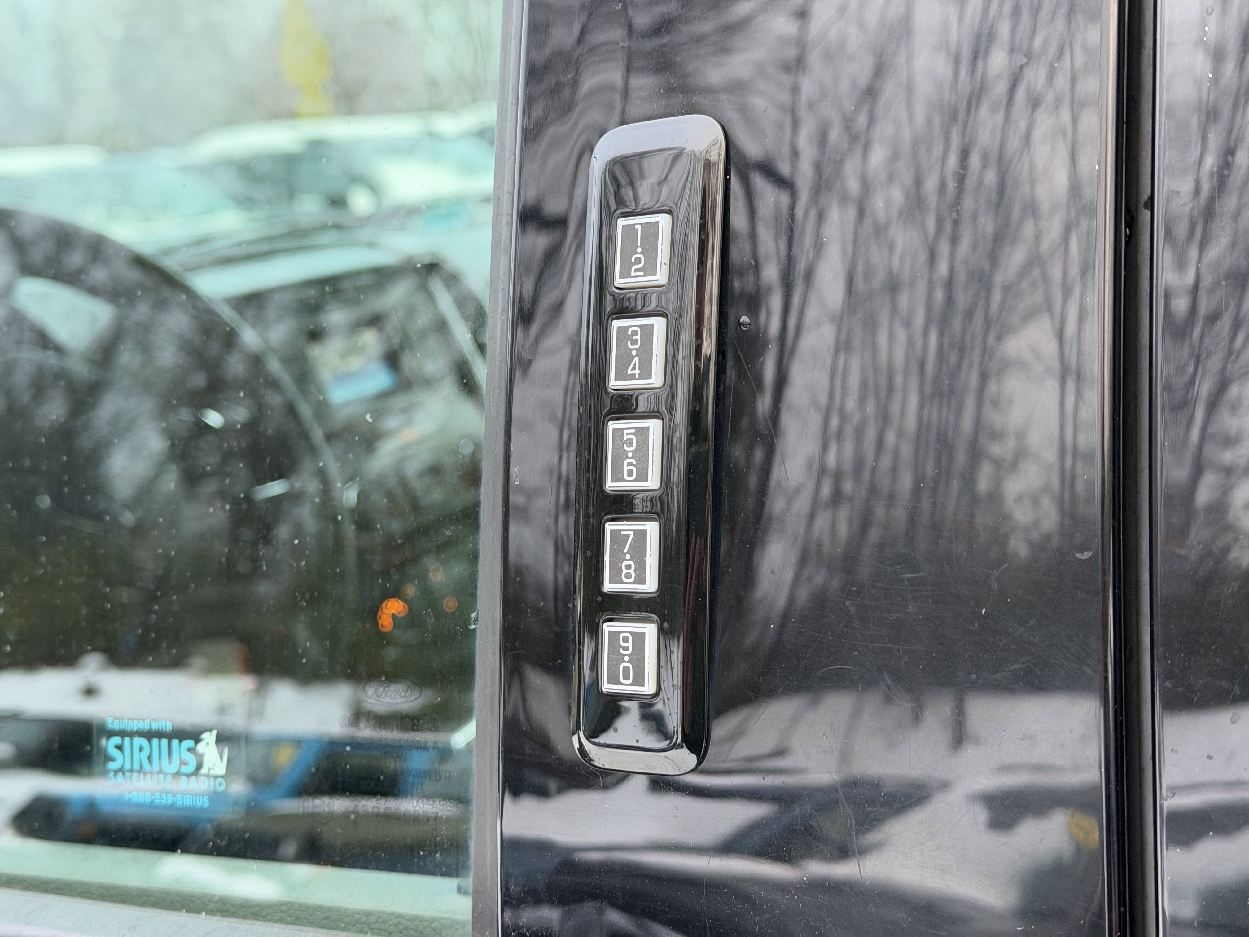 Used 2015 Ford F150 XLT w/ Equipment Group 301A Mid image 10