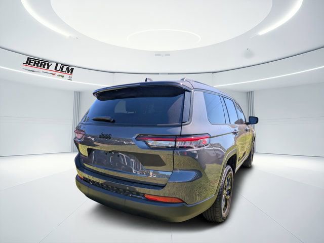 New 2025 Jeep Grand Cherokee L Laredo image 3