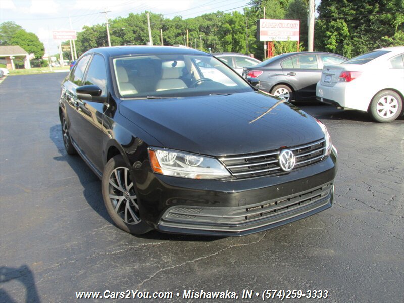 Used 2017 Volkswagen Jetta SE FWD image 7