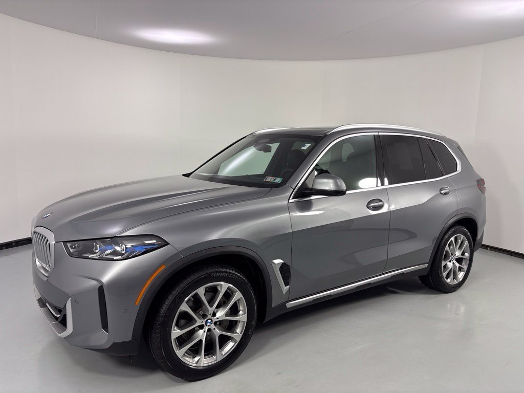 Certified 2024 BMW X5 xDrive40i w/ Premium Package AWD/4WD image 4