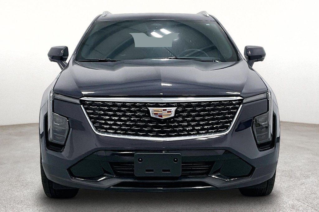 Used 2025 Cadillac XT4 Premium Luxury AWD/4WD image 3